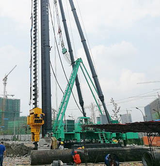 JB170 Hydraulic Walking Piling Rig3